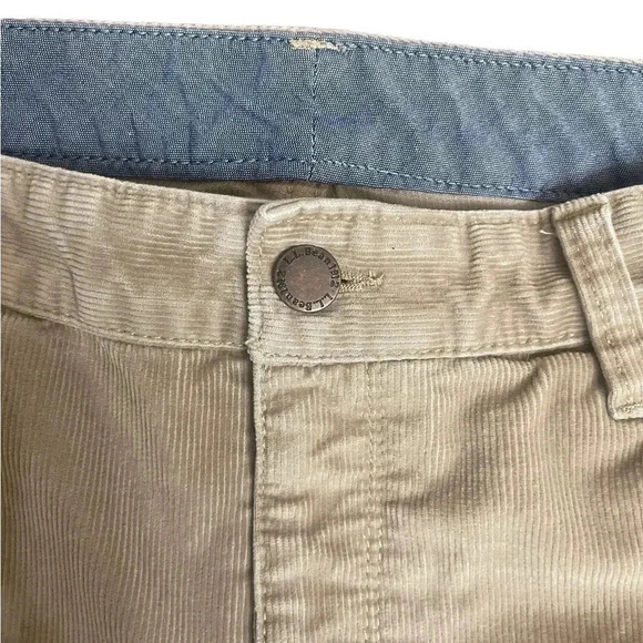 L.L. Bean Favorite Fit Straight Leg Khaki Tan Corduroy Women’s Pants size 10 Reg - Picture 4 of 16